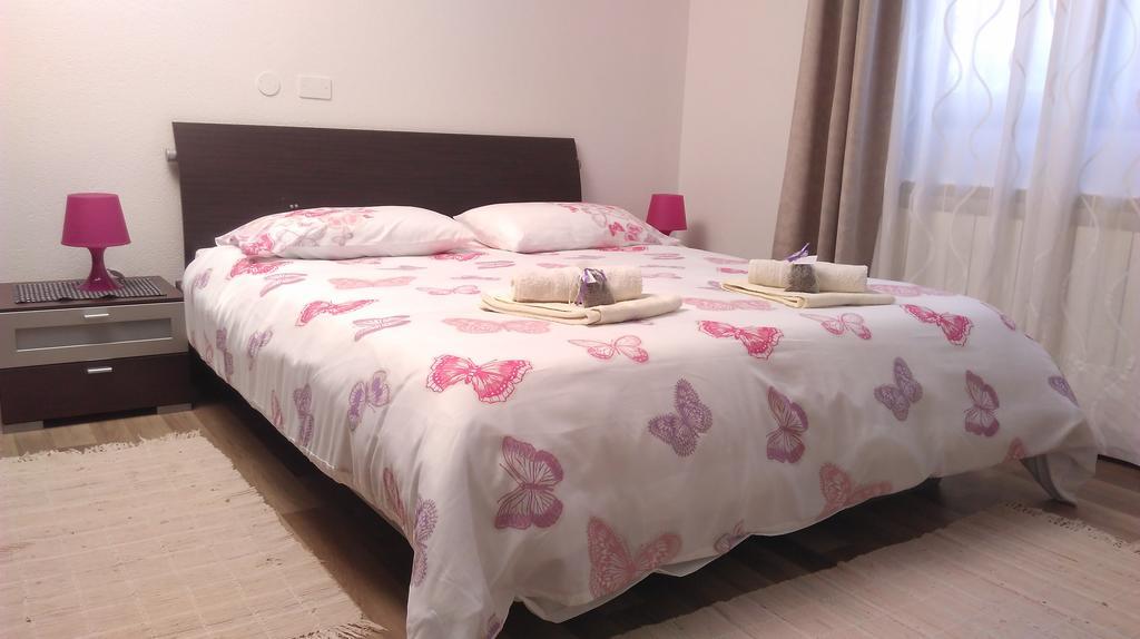 Apartments Mari Novigrad Istria Buitenkant foto